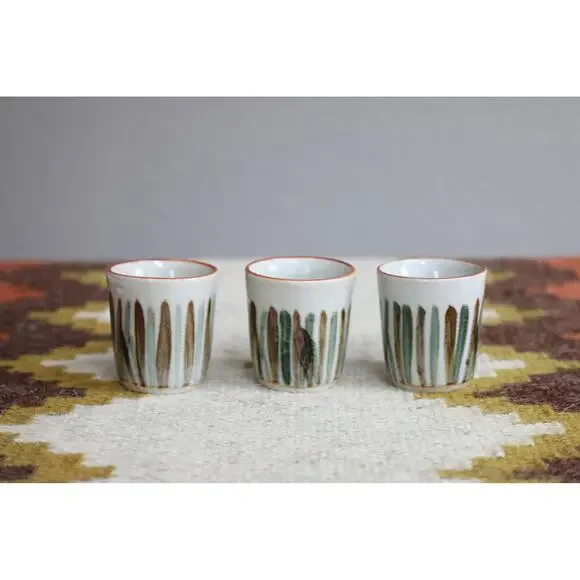 1970's Vintage Earthy Japanese Sake Shot Glasses Set of 3 ~ Ceramic Crackle - Picture 2 of 5